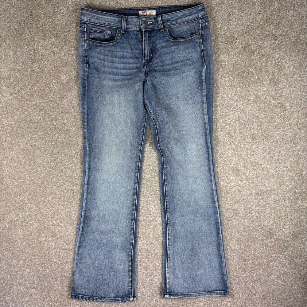 LEI Sophia Hipster Flare Jeans Blue Medium Wash Embroidered Pockets Size 13 Reg